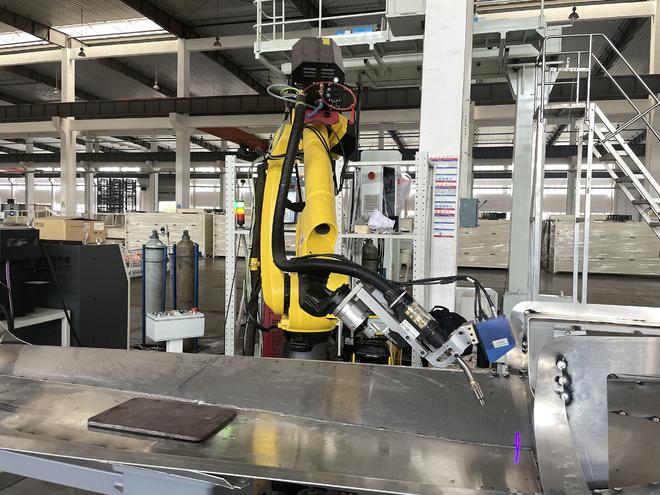 消費(fèi)信息賦能·點(diǎn)亮江蘇經(jīng)濟(jì)——萬(wàn)物互聯(lián)引領(lǐng)產(chǎn)業(yè)數(shù)字化騰飛